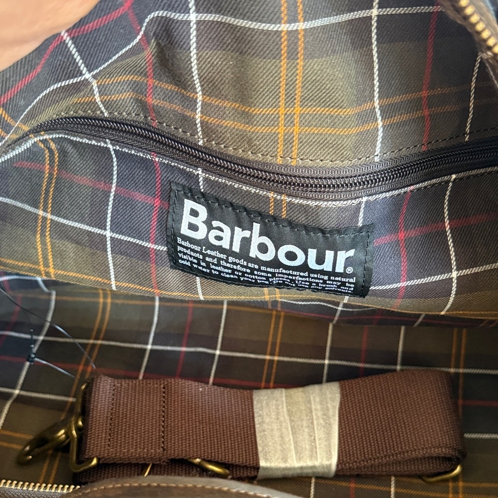 Barbour Waxed Canvas Navy Duffel Bag NWOT - Picture 6 of 10
